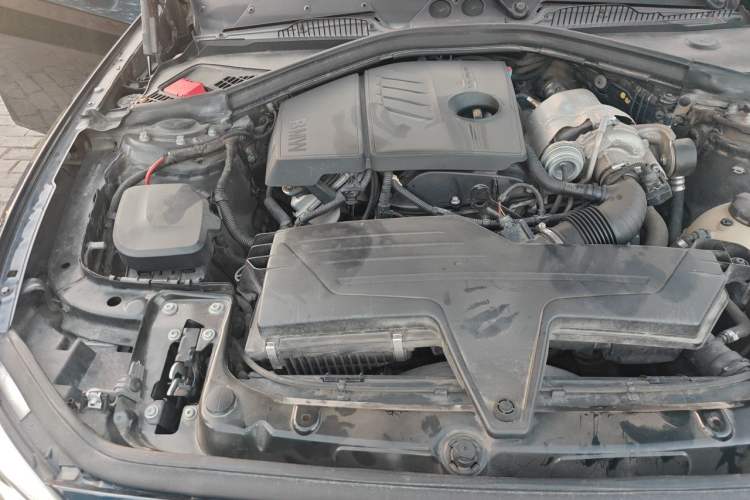 Used BMW 1 Series 2015 120i Leading Model Engine Bay Right