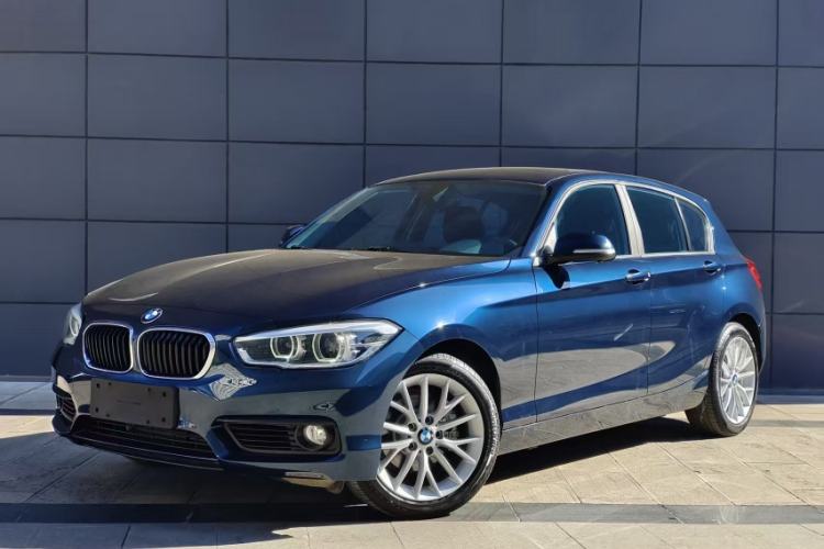 Used BMW 1 Series 2015 120i Leading Model Exterior 3