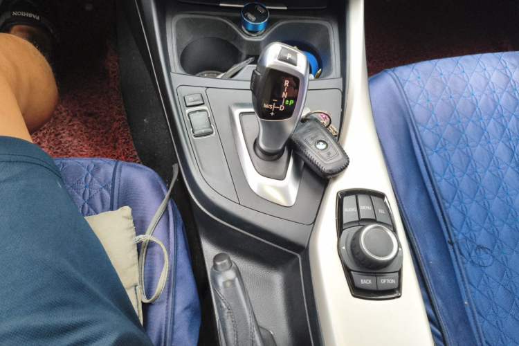 Used BMW 1 Series  Gear Lever