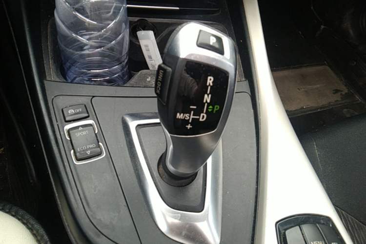 Used BMW 1 Series 2015 118i Leading Model Gear Lever