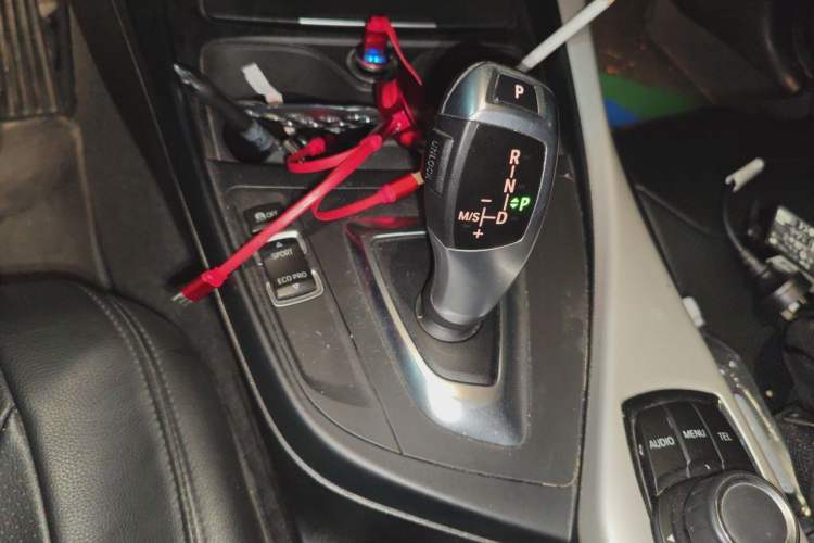 Used BMW 1 Series 2015 120i Leading Model Gear Lever