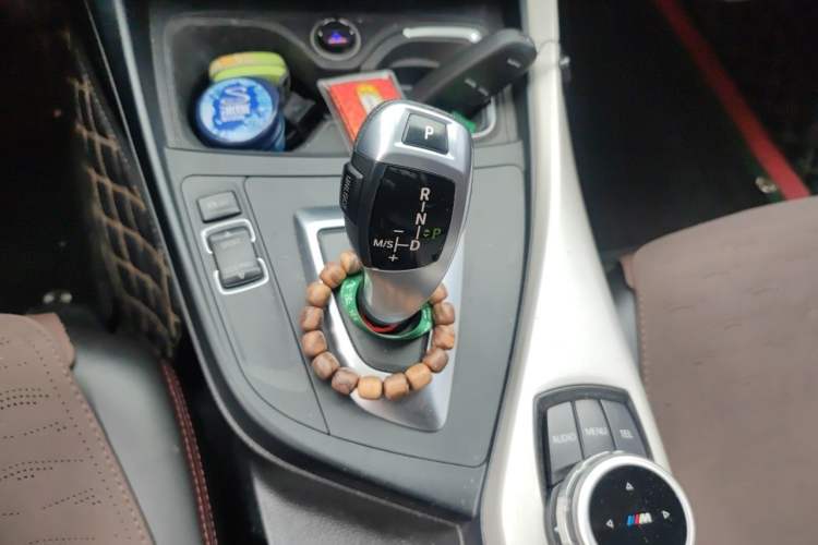 Used BMW 1 Series 2015 118i Leading Model Gear Lever