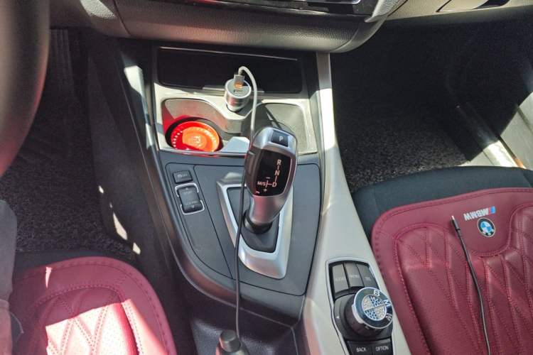 Used BMW 1 Series 2015 120i Leading Model Gear Lever