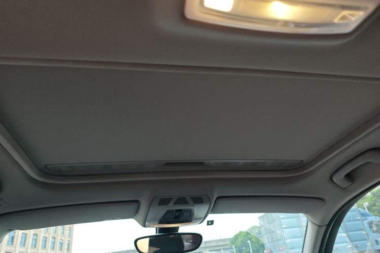 Used BMW 1 Series 2015 120i Sport Design Package Headliner