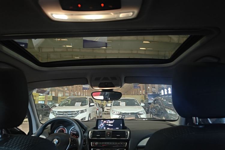 Used BMW 1 Series 2015 118i Leading Model Headliner