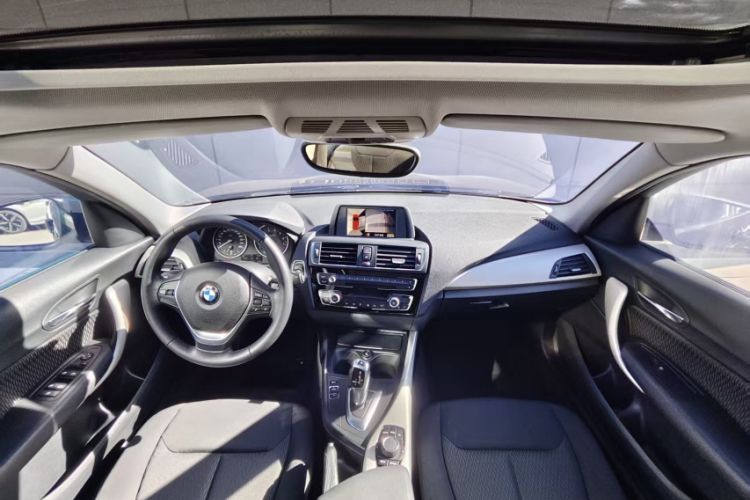 Used BMW 1 Series 2015 120i Leading Model Interior 3