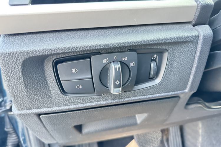Used BMW 1 Series 2015 120i Leading Model Interior 9