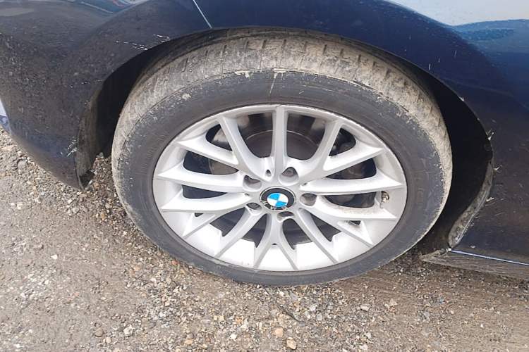 Used BMW 1 Series 2015 120i Leading Model Left Front Wheel Hub