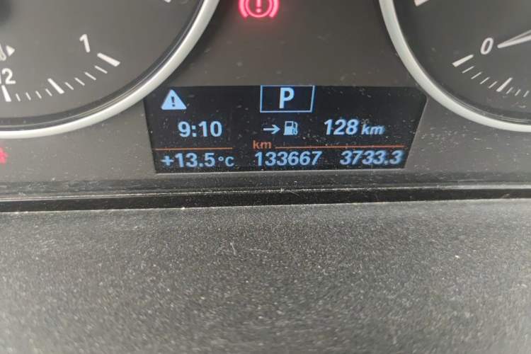 Used BMW 1 Series 2015 118i Leading Model Odometer Close Up