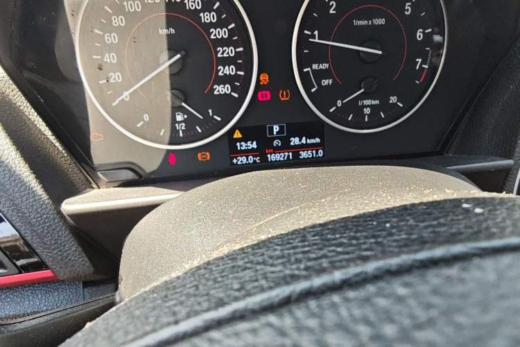 Used BMW 1 Series 2015 120i Sport Design Package Odometer Close Up