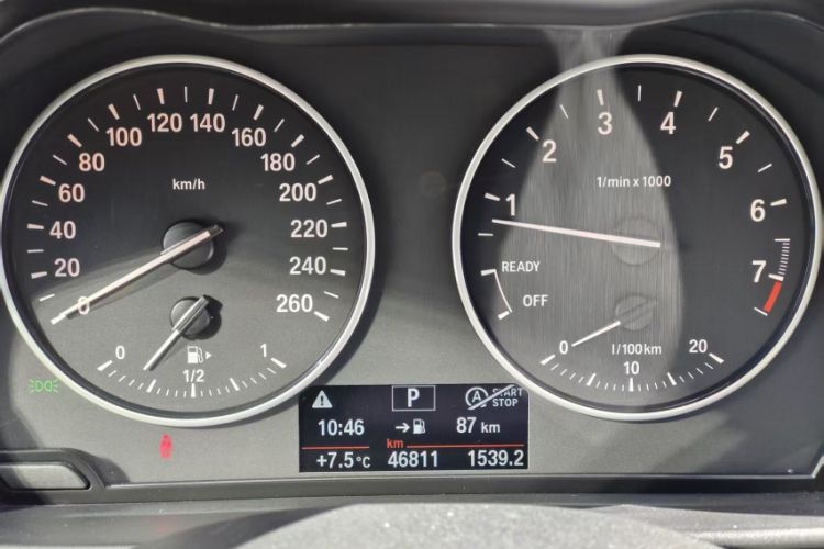 Used BMW 1 Series 2015 120i Leading Model Odometer Close Up