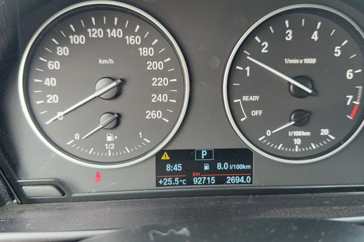 Used BMW 1 Series 2015 120i Leading Model Odometer Close Up