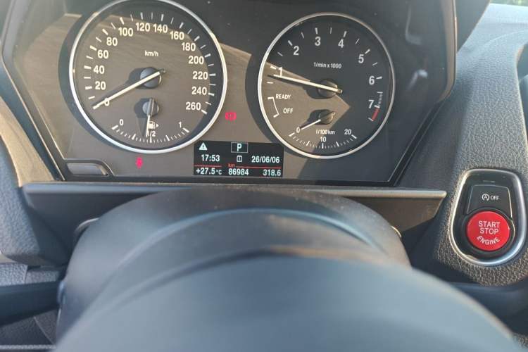 Used BMW 1 Series 2015 120i Leading Model Odometer Close Up