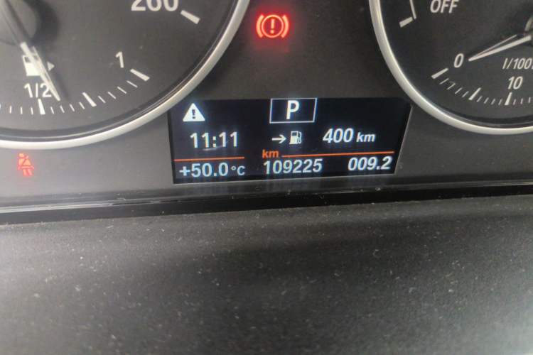 Used BMW 1 Series 2015 118i Leading Model Odometer Close Up