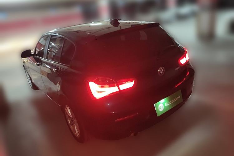Used BMW 1 Series 2015 118i Leading Model Rear Left 45 Deg
