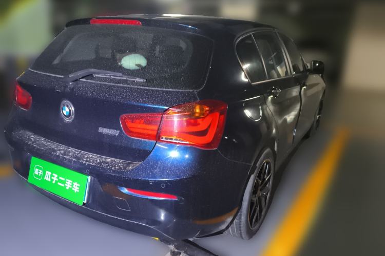 Used BMW 1 Series 2015 120i Leading Model Rear Right 45 Deg