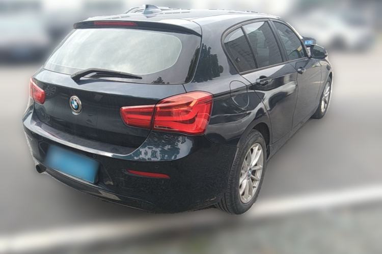 Used BMW 1 Series 2015 118i Leading Model Rear Right 45 Deg