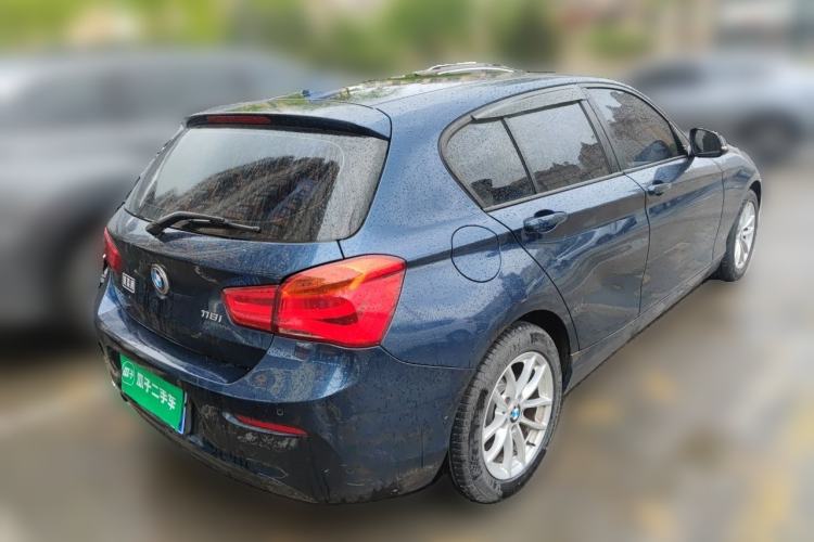 Used BMW 1 Series 2015 118i Leading Model Rear Right 45 Deg