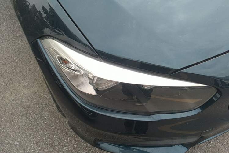 Used BMW 1 Series 2015 118i Leading Model Right Front Headlight
