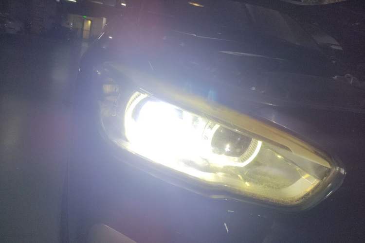 Used BMW 1 Series 2015 118i Leading Model Right Front Headlight