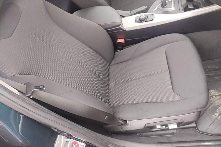Used BMW 1 Series 2015 120i Leading Model Right Front Seat