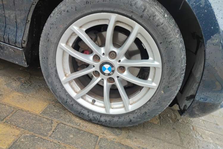 Used BMW 1 Series 2015 118i Leading Model Right Front Wheel Hub