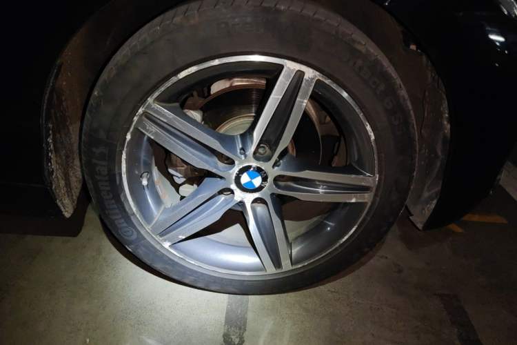 Used BMW 1 Series 2015 120i Sport Design Package Right Front Wheel Hub