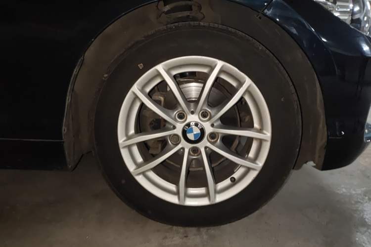Used BMW 1 Series 2015 118i Leading Model Right Front Wheel Hub