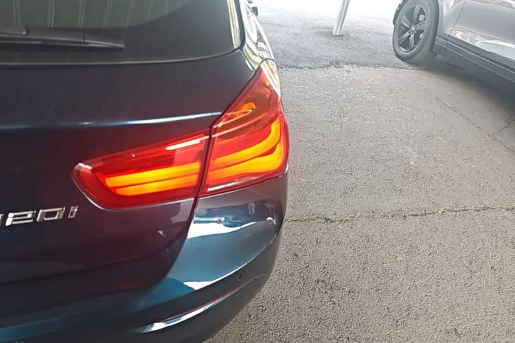 Used BMW 1 Series 2015 120i Leading Model Right Rear Taillight