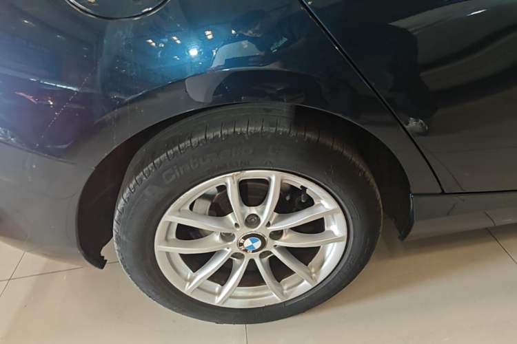 Used BMW 1 Series 2015 118i Leading Model Right Rear Wheel Hub