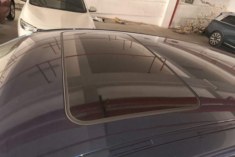 Used BMW 1 Series 2015 120i Sport Design Package Roof