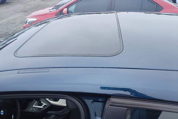 Used BMW 1 Series 2015 120i Leading Model Roof