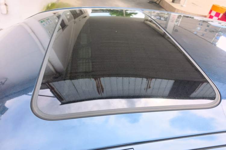 Used BMW 1 Series 2015 118i Leading Model Roof