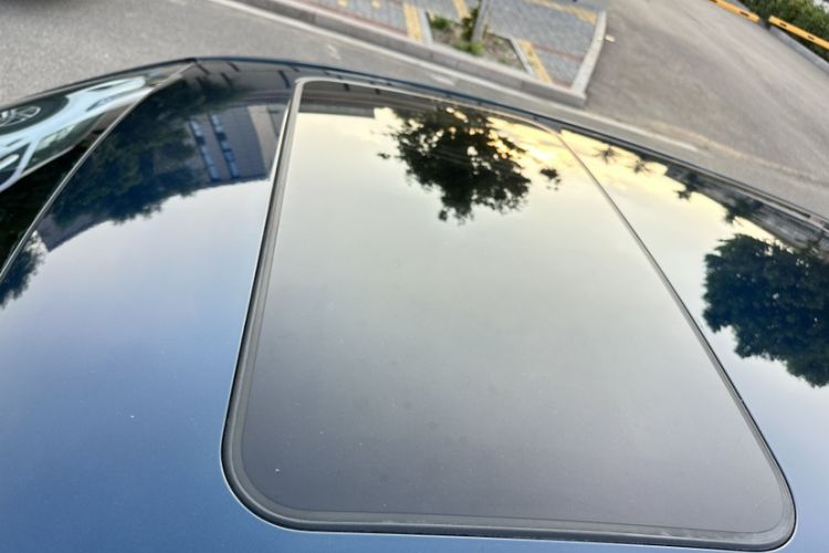 Used BMW 1 Series 2015 120i Leading Model Roof