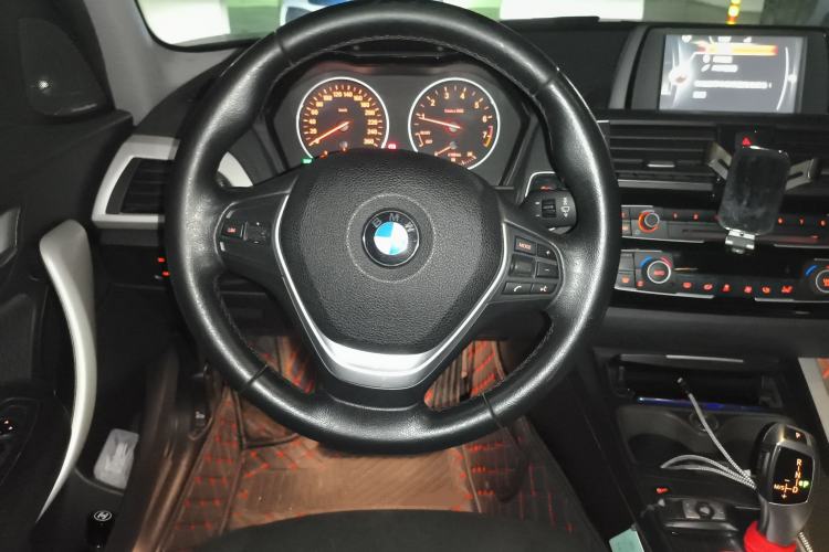 Used BMW 1 Series 2015 120i Leading Model Steering Wheel