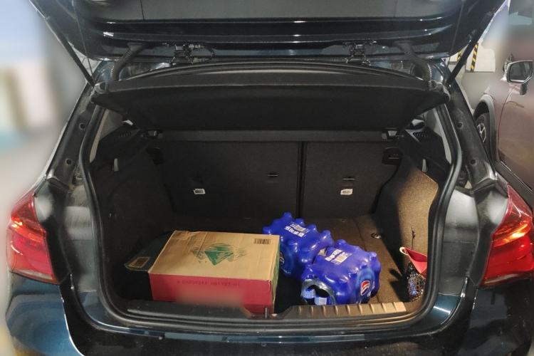 Used BMW 1 Series 2015 120i Leading Model Trunk