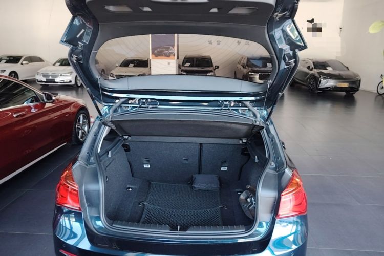 Used BMW 1 Series 2015 118i Leading Model Trunk