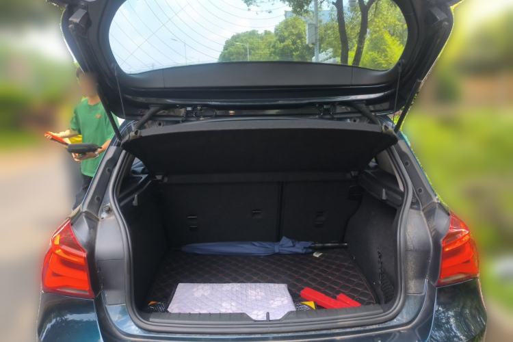 Used BMW 1 Series 2015 118i Leading Model Trunk