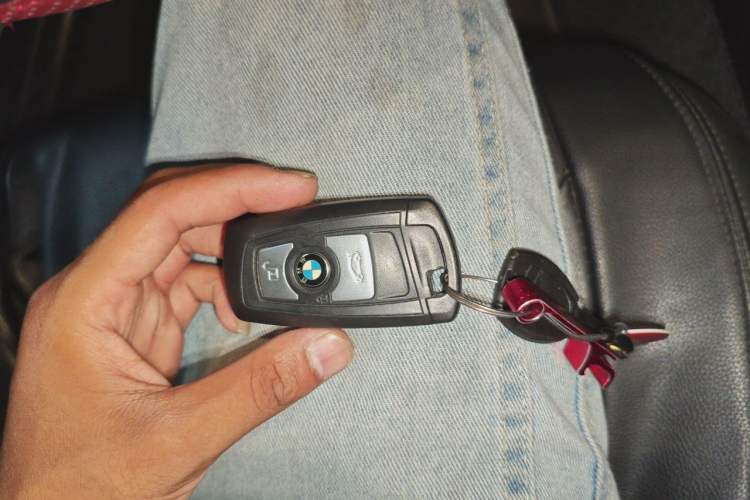 Used BMW 1 Series 2015 120i Leading Model Vehicle Key