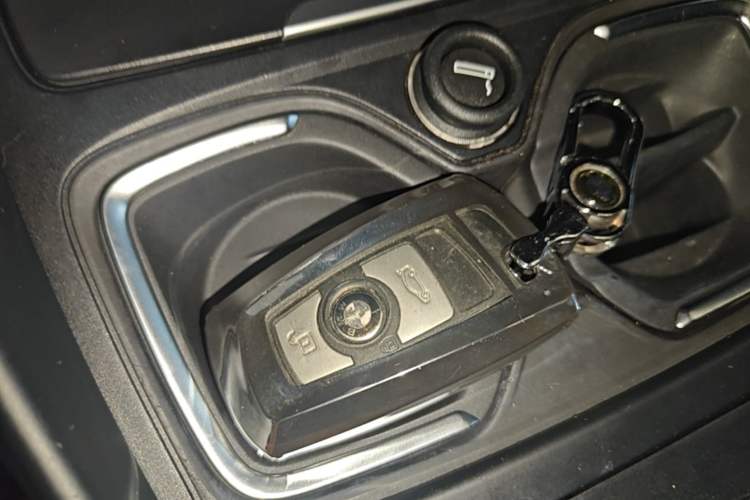 Used BMW 1 Series 2015 118i Leading Model Vehicle Key