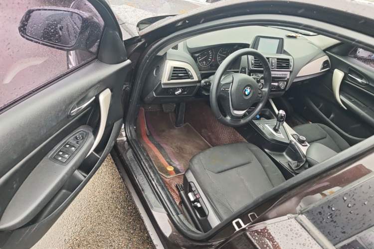 Used BMW 1 Series 2015 120i Leading Model Driver Seat