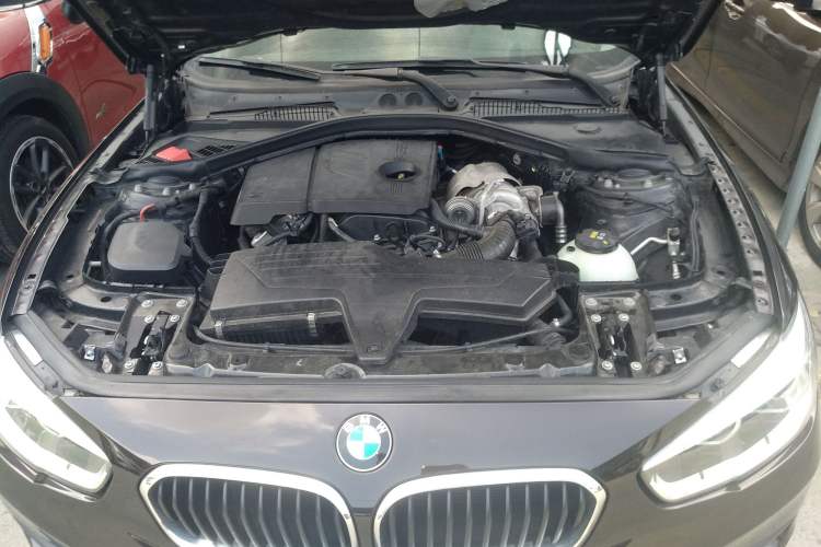 Used BMW 1 Series 2015 120i Leading Model Engine Bay
