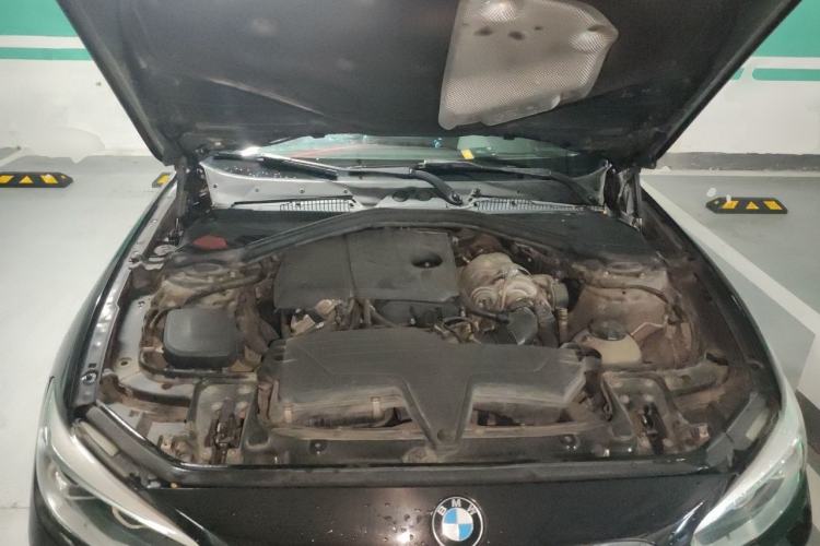 Used BMW 1 Series 2015 120i Leading Model Engine Bay