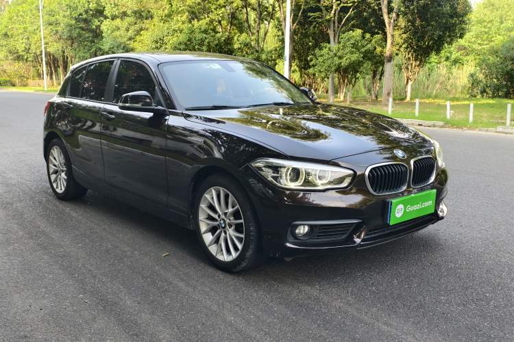 Used BMW 1 Series 2015 120i Leading Model Exterior 2