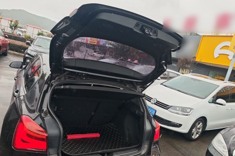 Used BMW 1 Series 2015 120i Leading Model Trunk