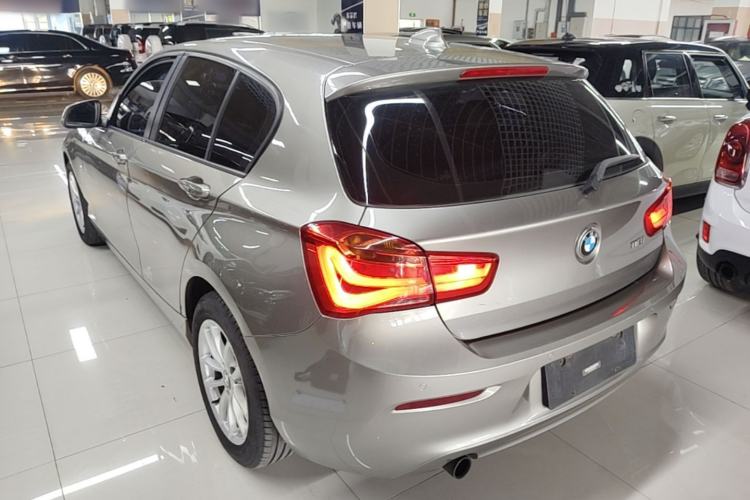 Used BMW 1 Series 2015 118i Leading Model Exterior 2