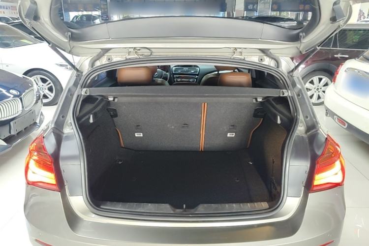 Used BMW 1 Series 2015 118i Leading Model Trunk