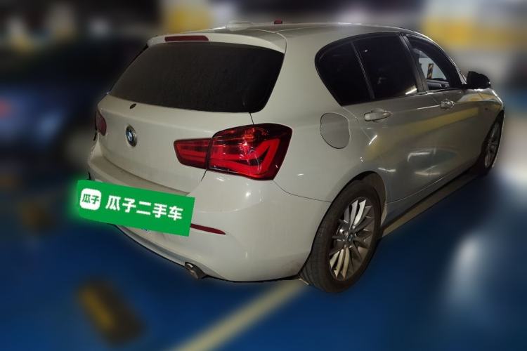 Used BMW 1 Series 2015 120i Leading Model Rear Right 45 Deg