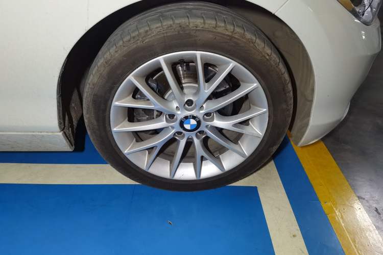 Used BMW 1 Series 2015 120i Leading Model Right Front Wheel Hub
