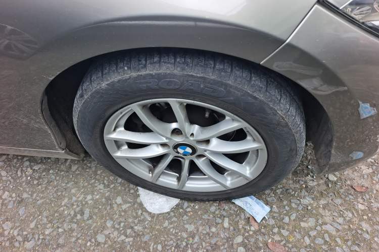 Used BMW 1 Series 2015 118i Leading Model Right Front Wheel Hub